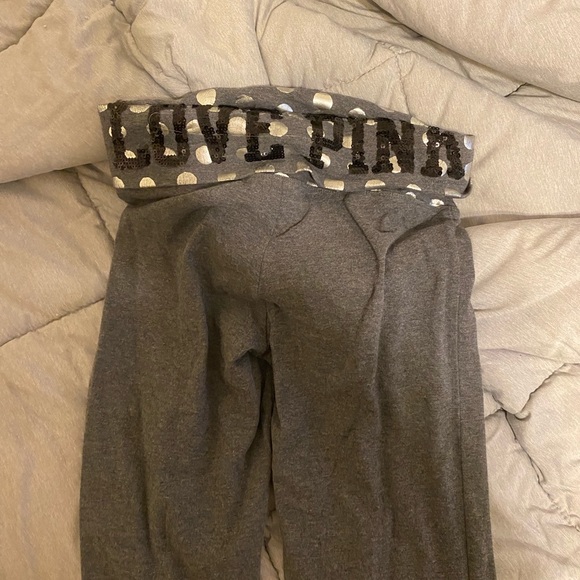 pink sweats - Picture 1 of 3